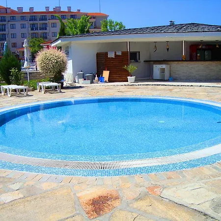 Apartamento Menada Nestinarka