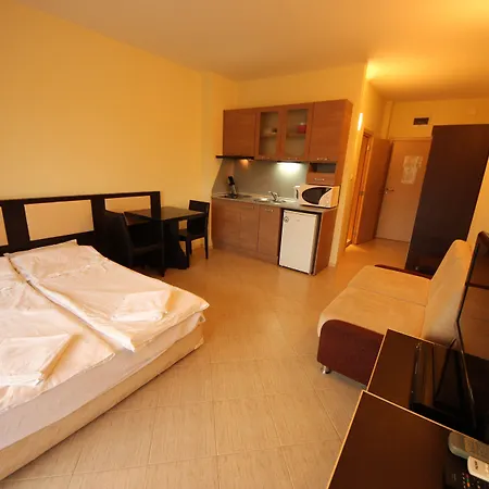 Menada Nestinarka Apartamento Tsarevo