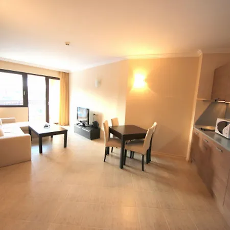 Menada Nestinarka Apartamento Tsarevo