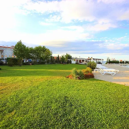 Apartamento Menada Nestinarka