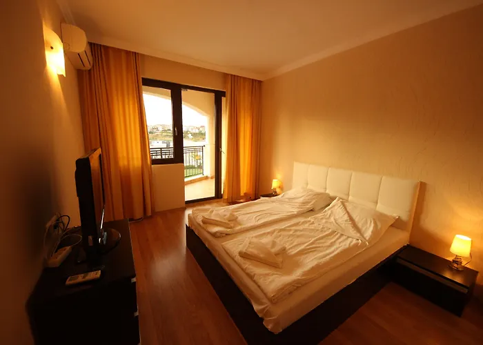 Apartment Menada Nestinarka