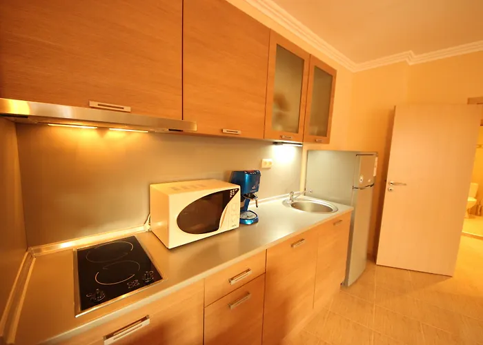 Menada Nestinarka * Zarewo