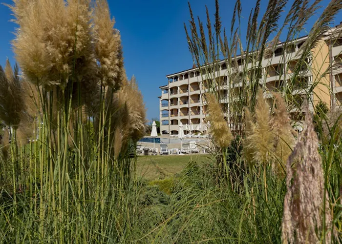 Menada Nestinarka Apartment *